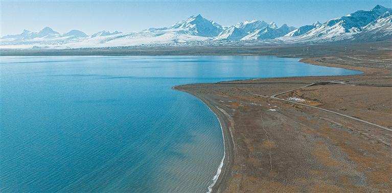 དཔལ་ཁུད་མཚོའི་མཛེས་ལྗོངས།