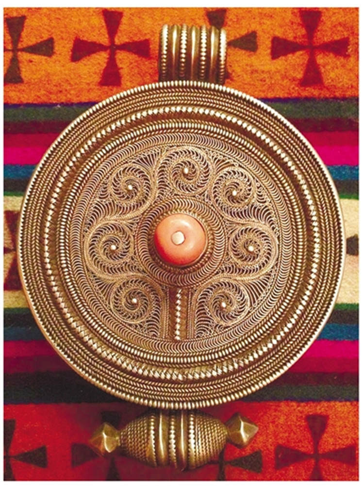 ༄༅།།འདོགས་བྱ་གའུ་རྒྱན་ཆ།