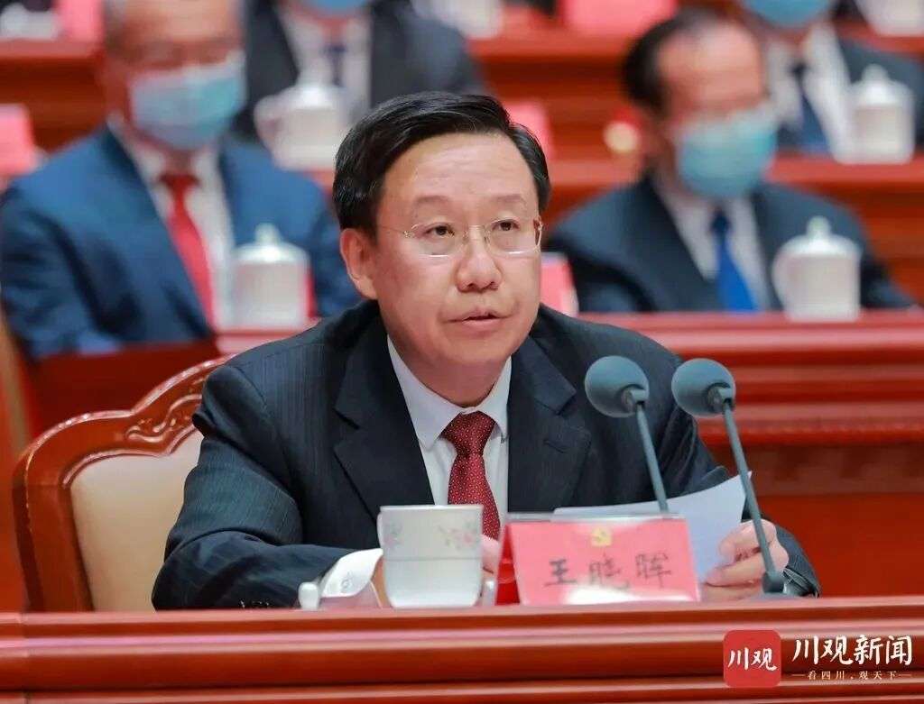 ཝང་ཞའོ་ཧུའེ་ཡིས་༼བདེན་འཚོལ་༽དུས་དེབ་ཐོག་མཚན་བཀོད་རྩོམ་ཡིག་སྤེལ།