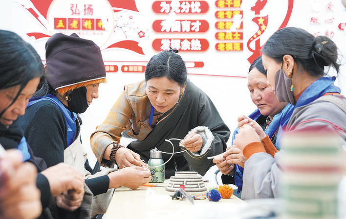 红原将流量变销量 大力培育“村播”经济