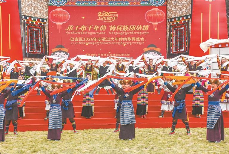 གླུ་ལེན་གར་འཁྲབ་བྱས། ཀོང་པོའི་ལོ་གསར་སྐྱིད།