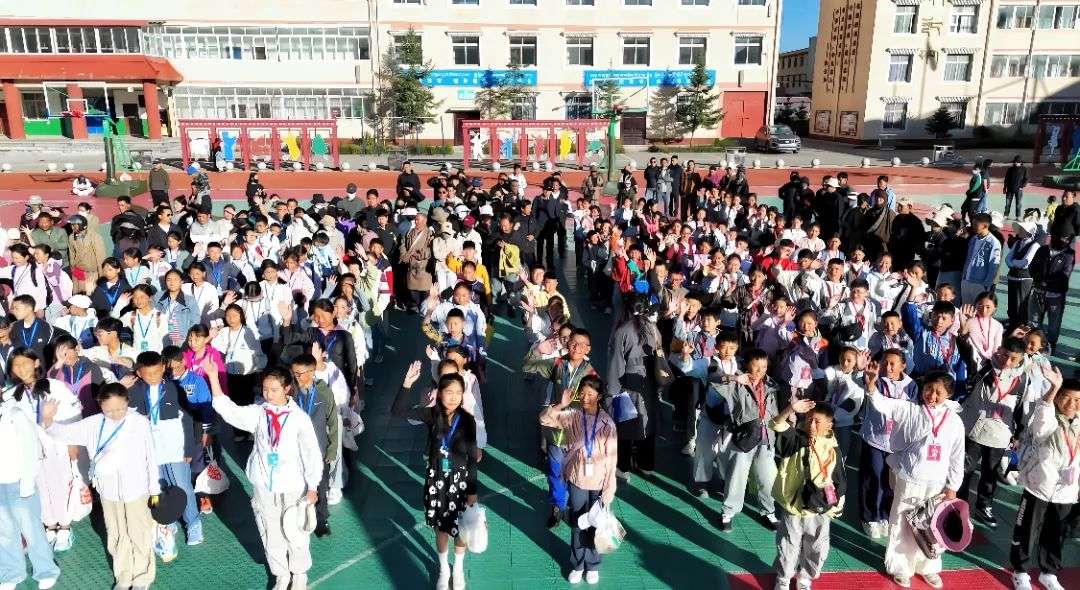 མཛོད་དགེ་རྫོང་གིས་སློབ་གྲྭ་ཆུང་འབྲིང་གི་སློབ་མར་སློབ་ཞིབ་བྱེད་སྒོ་སྤེལ།