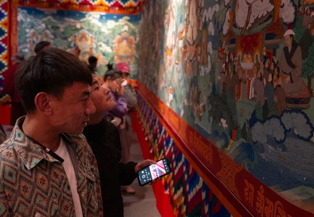 སྟོང་ལོའི་ཐང་ག་ཡིས་མི་རིགས་མཐུན་སྒྲིལ་གྱི་ལེའུ་གསར་པ་གཏོད།