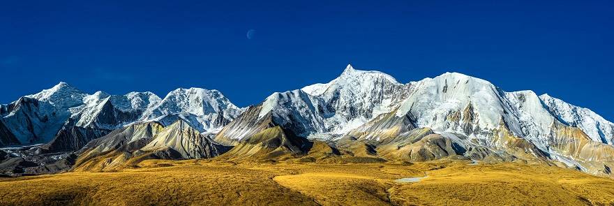 ༄༅།།རྨ་ཆེན་གངས་རིའི་གཟི་དཔལ།