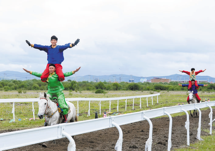 2026红原非遗马术首届骑射公开赛开赛